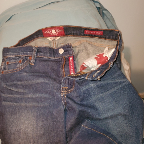 Lucky Brand Sweet N Low Jeans Woman's SZ 10/30 - Picture 2 of 10